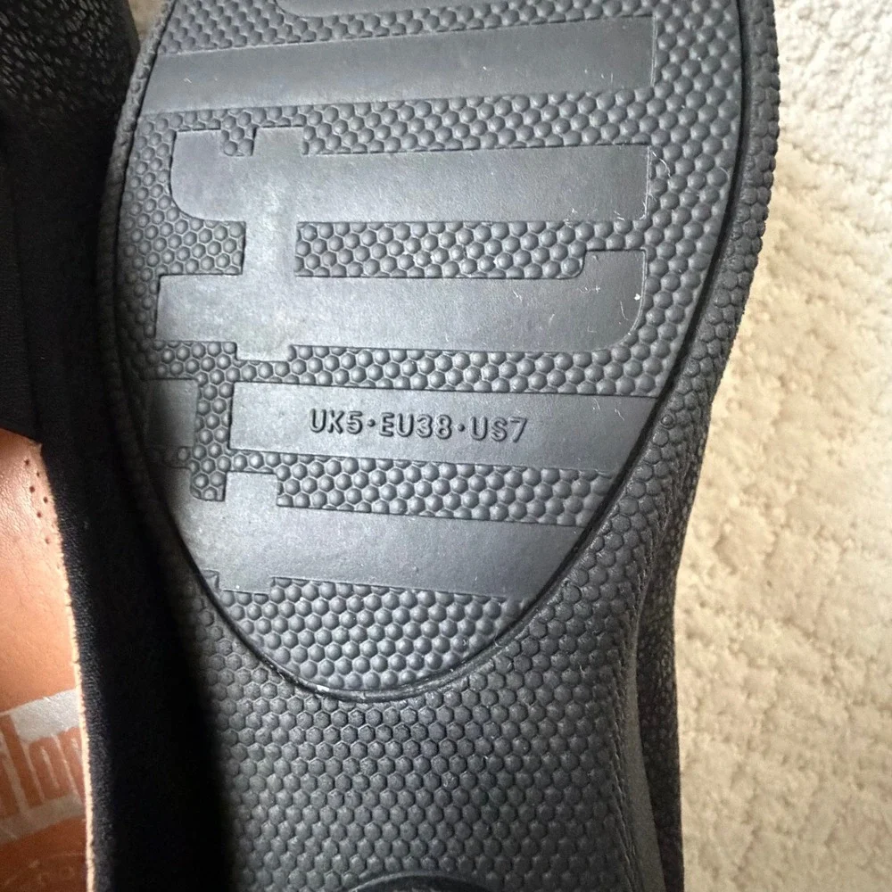 FitFlop Black Textured Leather Slip On Comfort Sneaker Loafer 7 38 Supercomff